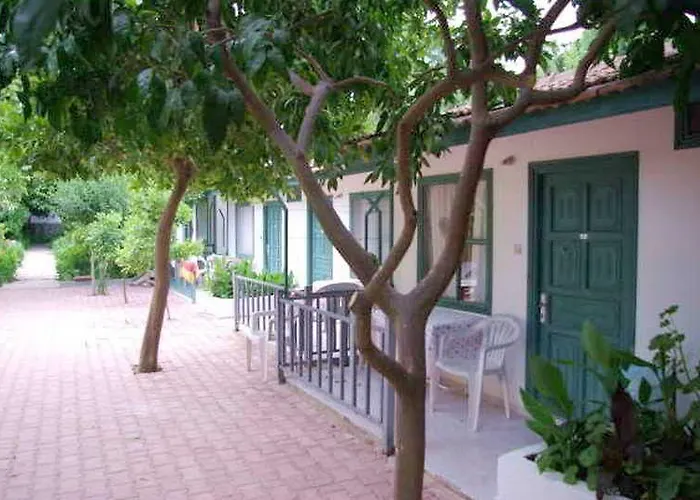 Mutlu Motel
